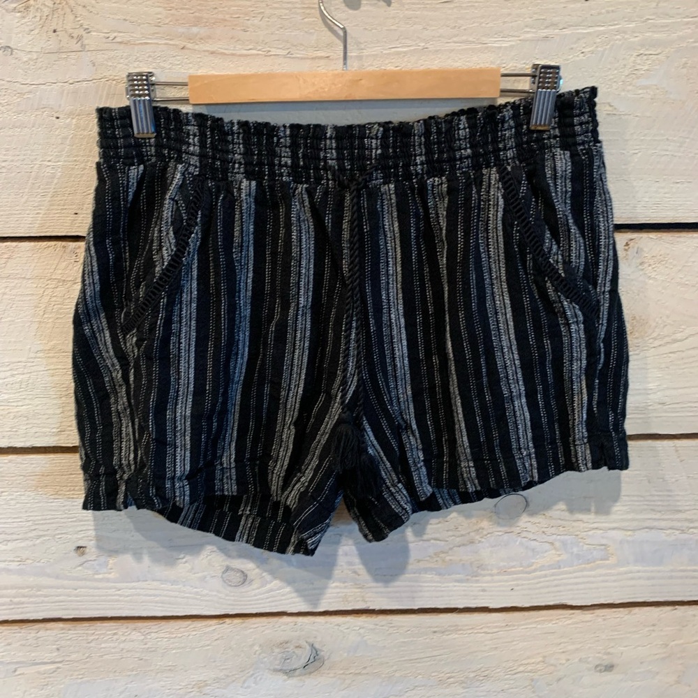 BRIGGS | Black striped linen blend shorts Sz L